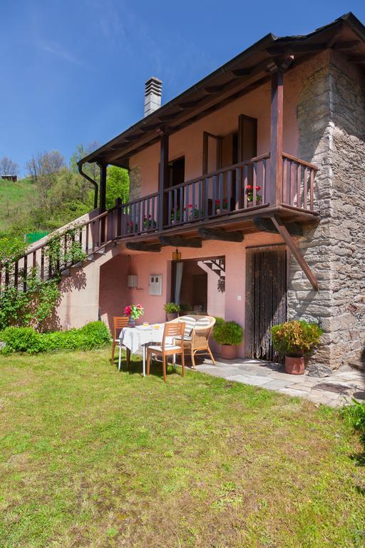 Casa Rural Pandelo Guest House Vega de Valcarce Bagian luar foto