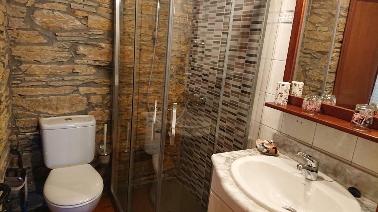 Casa Rural Pandelo Guest House Vega de Valcarce Bagian luar foto